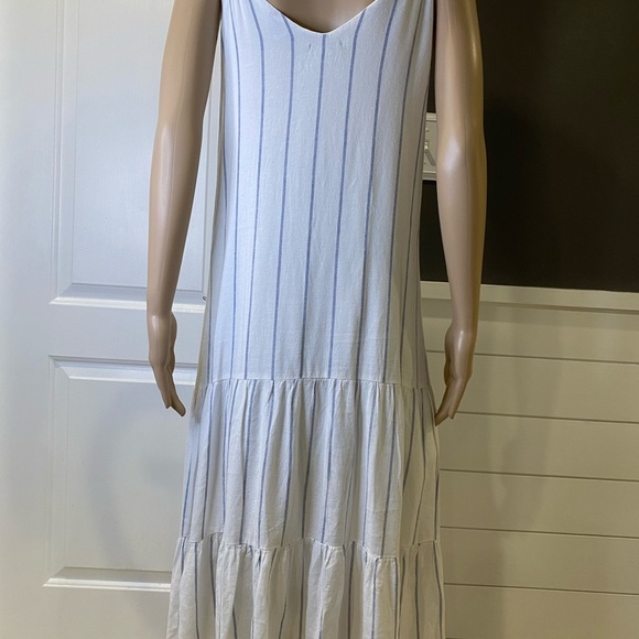 Rails ruffle midi dress size XS - Picture 3 of 4